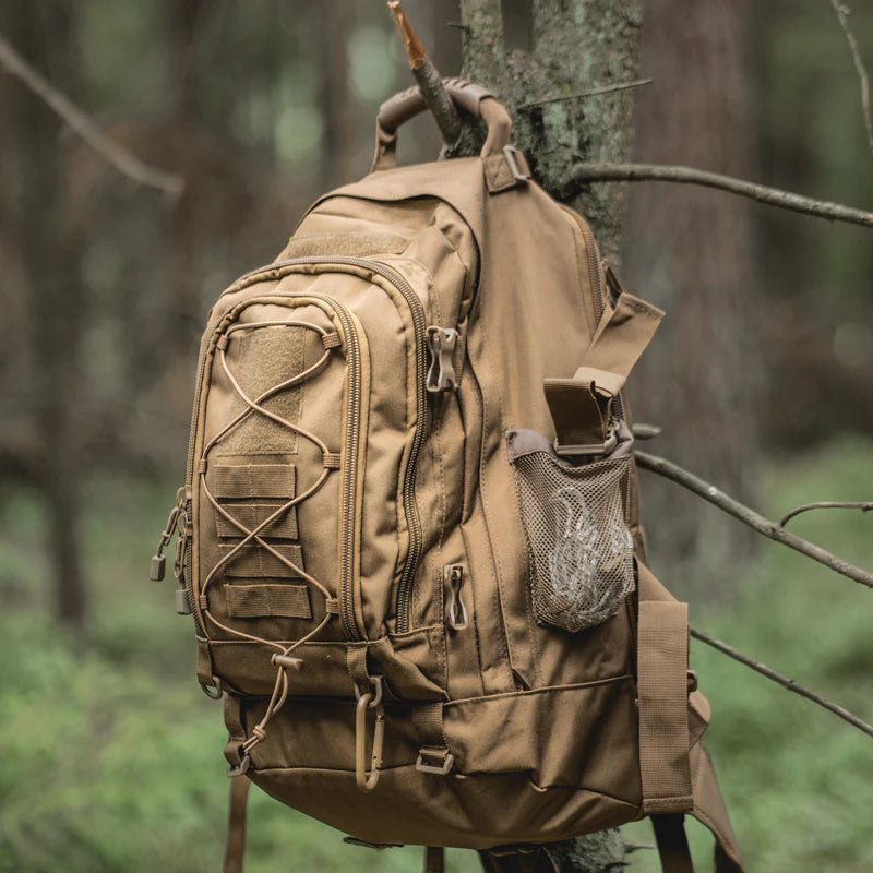 LQARMY Outdoor Tactical Backpack For Hiking And Camping Rucksack