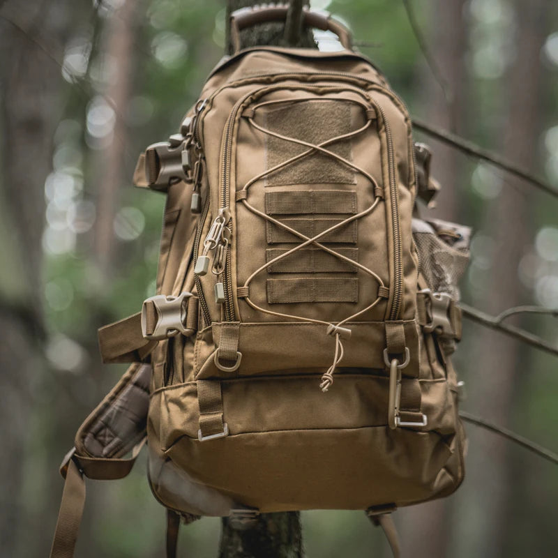 LQARMY Outdoor Tactical Backpack For Hiking And Camping Rucksack