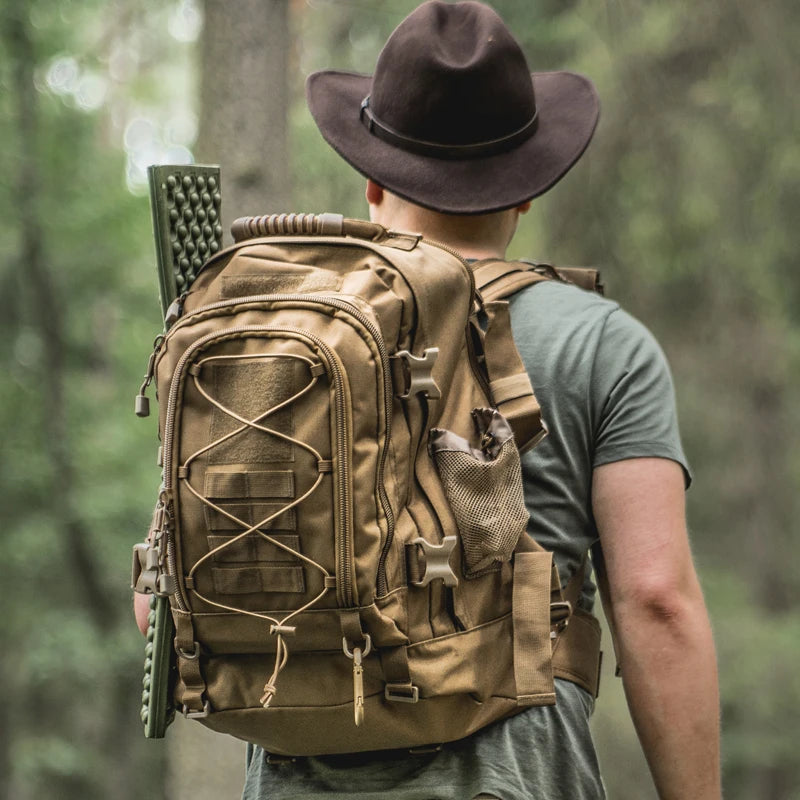 LQARMY Outdoor Tactical Backpack For Hiking And Camping Rucksack