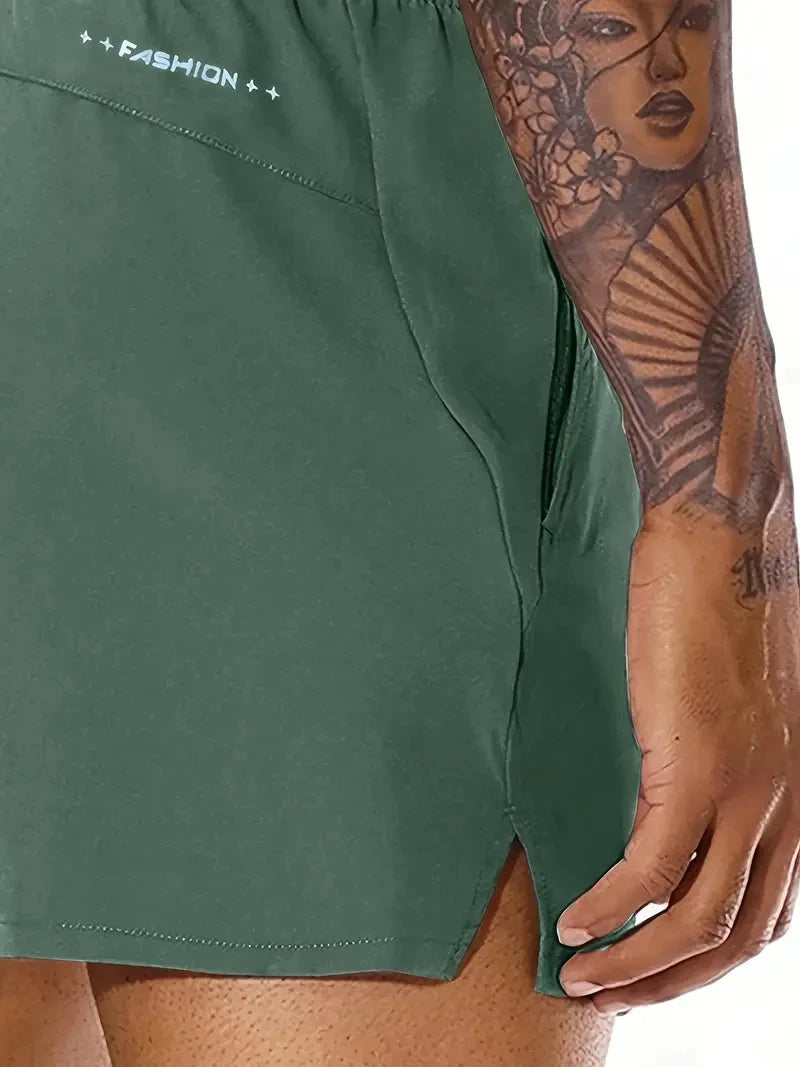 Men Summer Beach Shorts With Elastic Waist And Dual Pockets